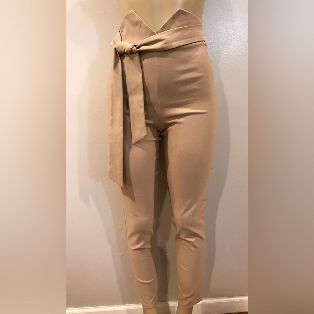 Fashion Nova front tie bow design
